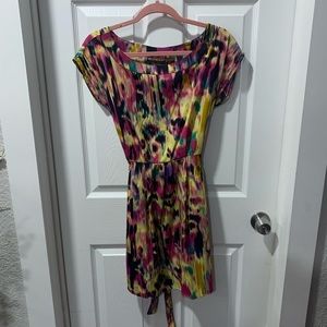 Beautiful lightweight dress with pockets